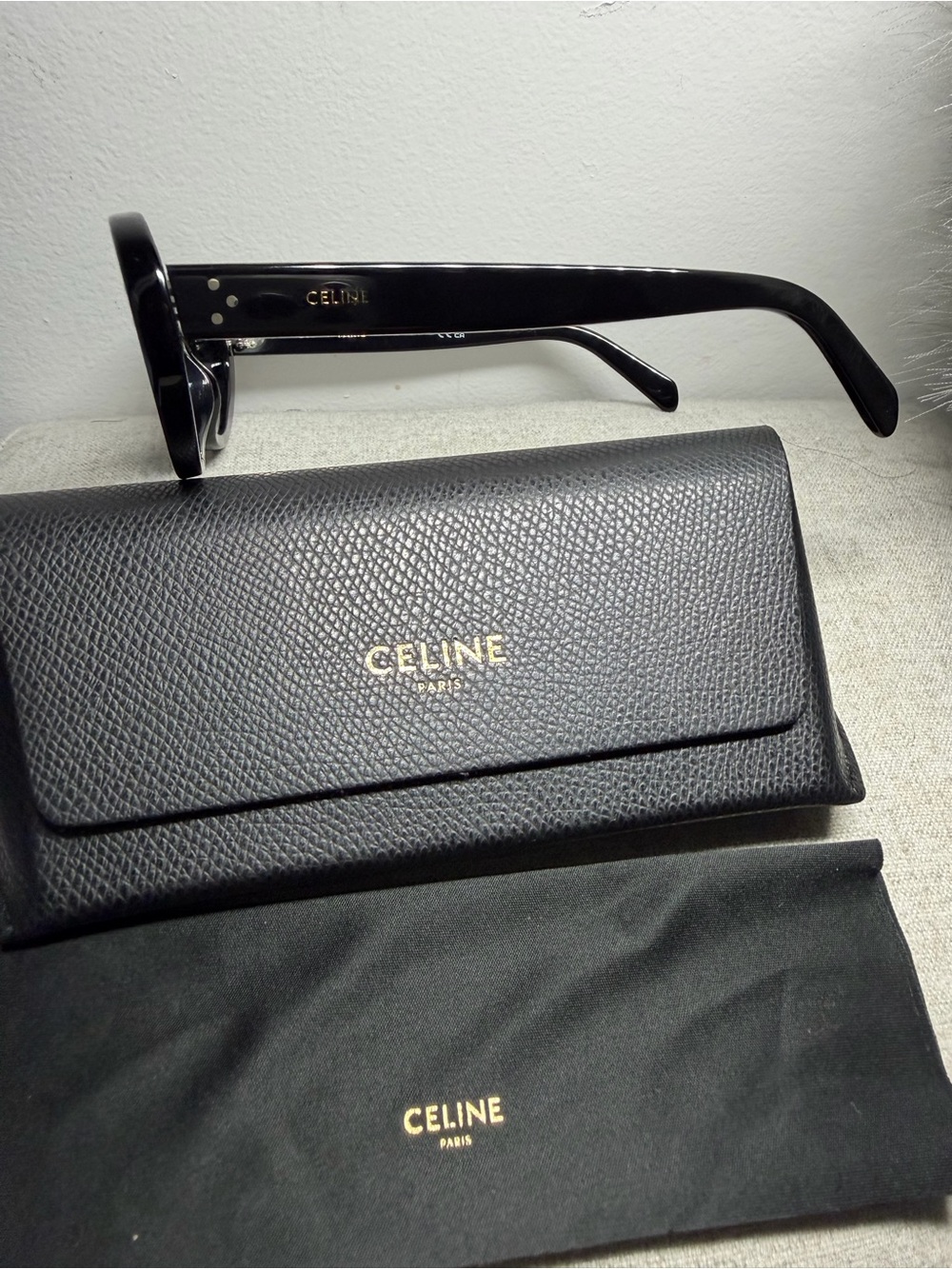 NEW CELINE CL401931 SIDE LOGO CAT EYE S193 OVAL SUNGLASSES IN ACETATE - Picture 5 of 10